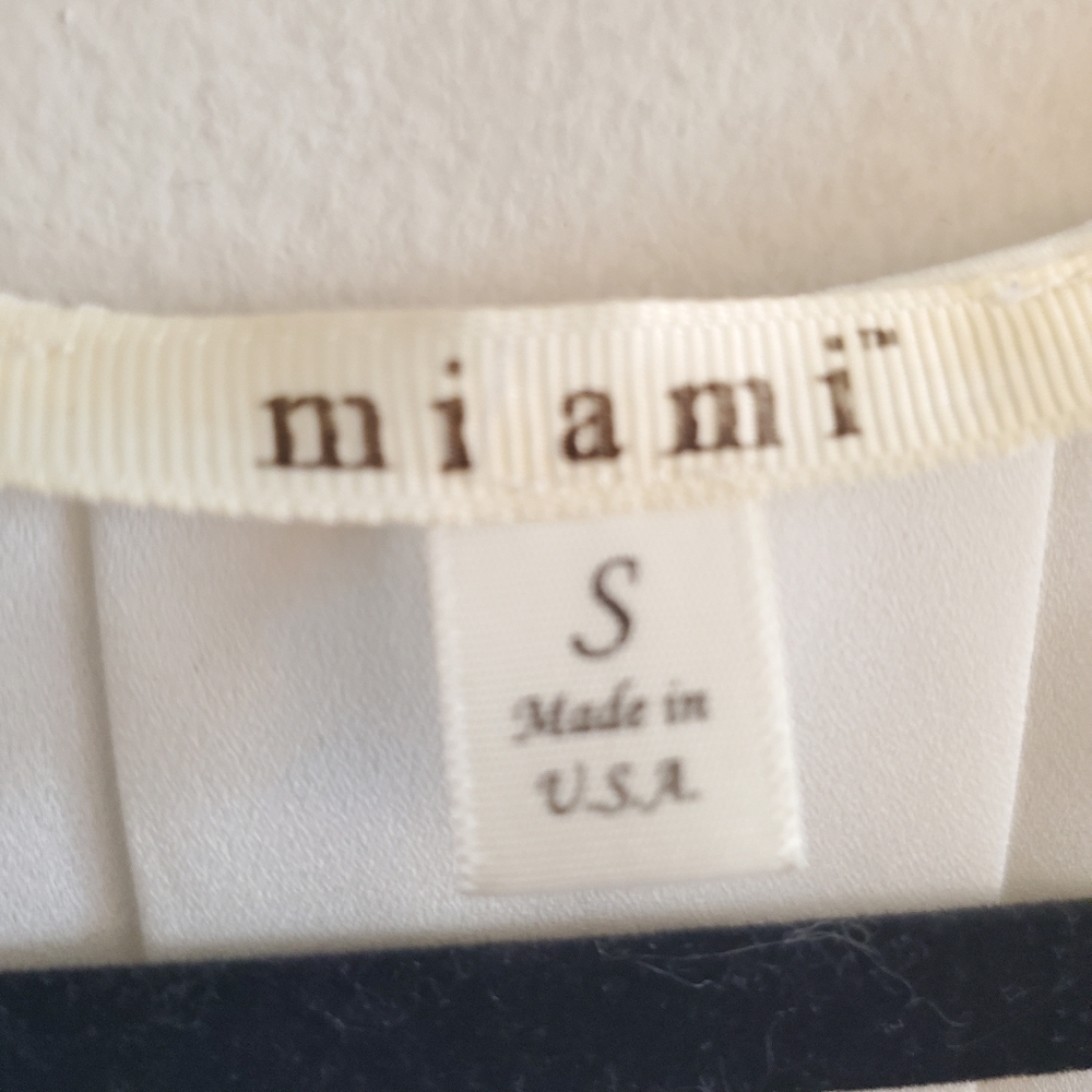 Francesca's Collection Top - Picture 3 of 3